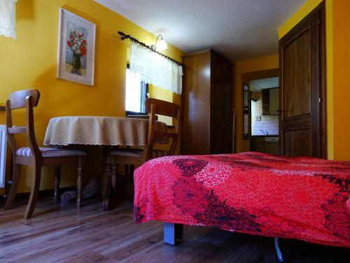 Apartmaji Pr-Gujlu Sela nad Podmelcem 5220 TOLMIN