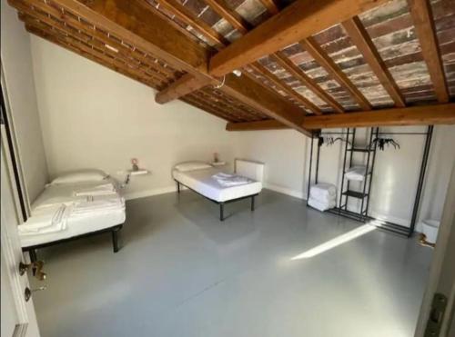 Nice And Big Apartment Outside ZTL