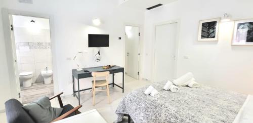 B & B LuVì Room Type - Deluxe Room (2 Adults + 1 Child)