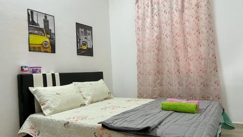 B&B Kuantan - Mahkota Aman Guest House - 5pax - Bed and Breakfast Kuantan