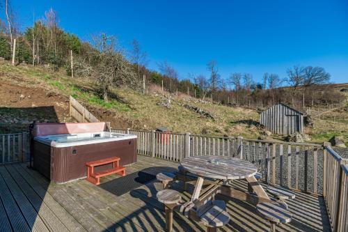 Stags View with Hot Tub