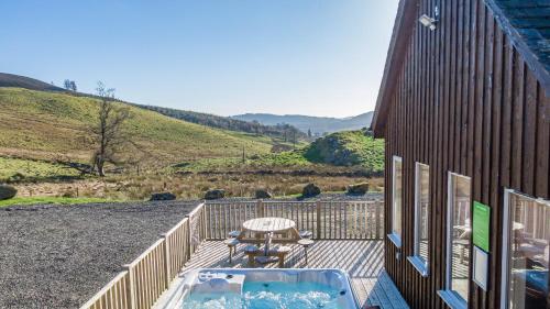 Stags View with Hot Tub