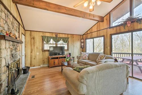 Tranquil Lake Harmony Haven - Great for Families! - image 6
