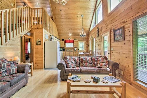 Mtn Cabin with Hot Tub and Deck 12 Mi to Pigeon Forge! - image 11