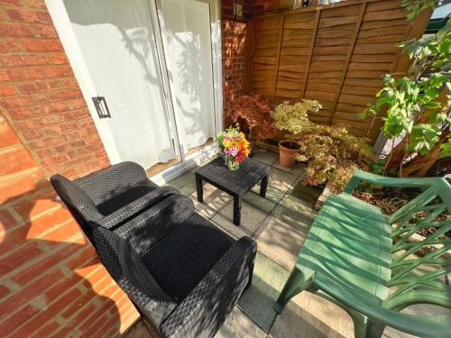 Luxurious House near Excel- Air Conditioning, 9 Beds, 2 Baths, Garden, fast WiFi, Londyn (zdjęcie 4)