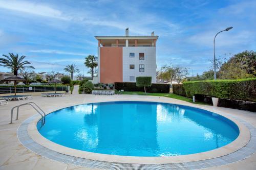 Luxury Apartment with Pool, Albufeira