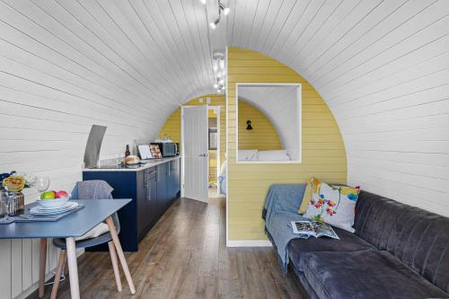 Honeycrisp, Apple Tree Glamping, Nr Wells