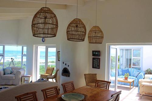 Paradise@Pearly in Pantai Pearly