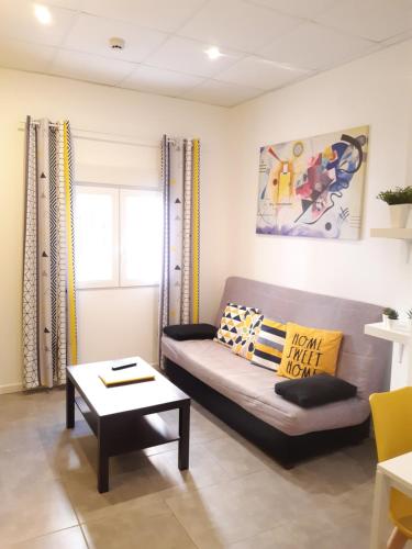 The Yellow Corner Apartment 2