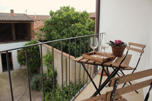 Skats, Casa Rural Tío Samuel (Casa Rural Tio Samuel) in Valencia De Don Juan