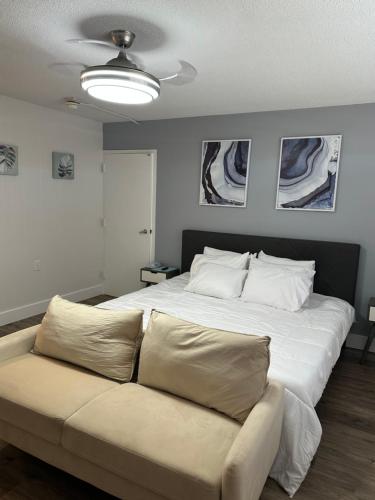 Beautiful renovated Studio Apartment in Gadsden AL in Gadsden, USA