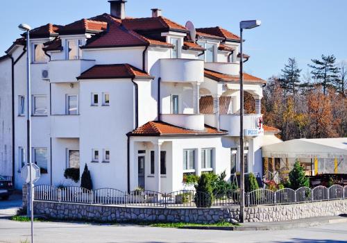 Apartments Villa Bare 1