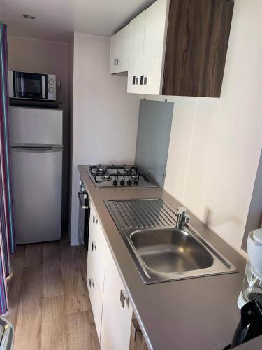 Mobilhome 5 VO32 near Les delices de thau