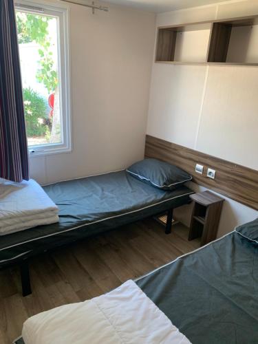 Mobilhome 5 VO32 near Les delices de thau
