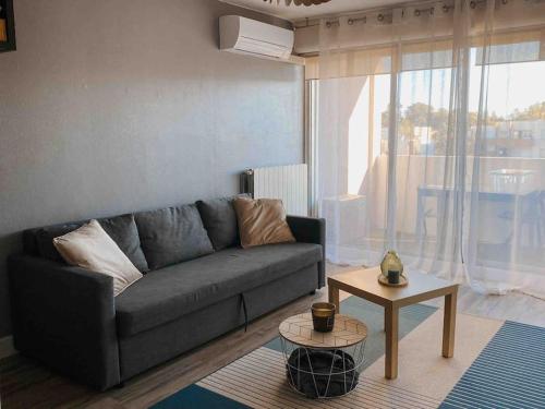 Appartement 3 couchages, parking prive, climatisation in Alco
