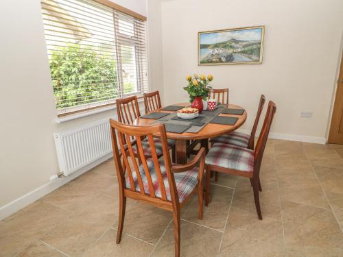 Cae Glas Pwllheli - image 2