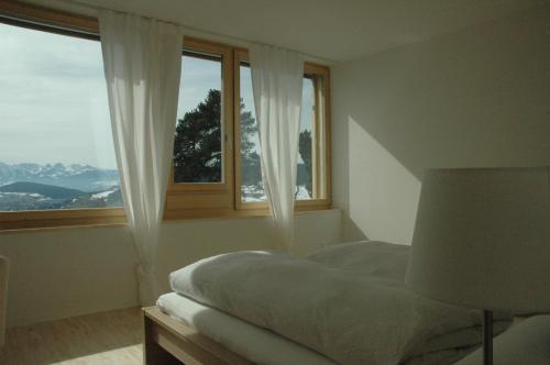 Double or Twin Room with Mountain View