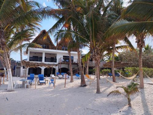Casa Mate BeachFront Cabañas El Cuyo (Casa Mate BeachFront Cabanas El Cuyo) in El Cuyo