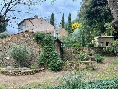 Hameau de la Suyère - Location saisonnière - La Garde-Freinet