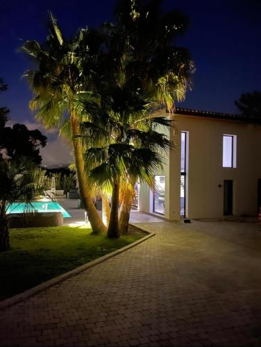 Villa EDEN - Accommodation - La Roquette-sur-Siagne