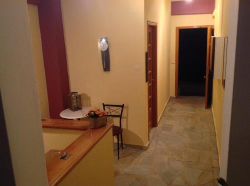Travlos Studios, Poros (zdjęcie 9)