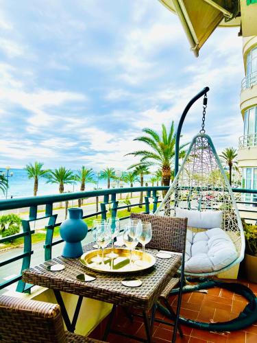 Endless Stunning Mediterranean Sea Views Promenade Des Anglais