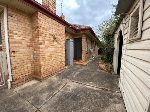 6 Beds-Whole House-Stawell-Grampians National Park