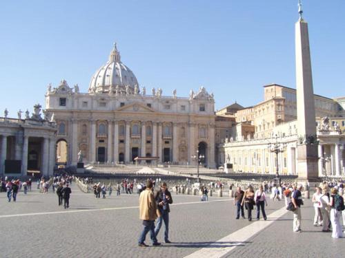 Vatican Low Cost photo