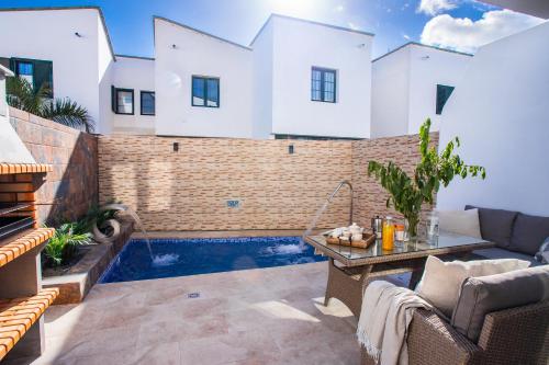 Casa Evelyn Piscina Climatizada 2