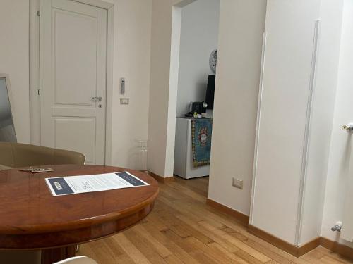 Two Bedroom King Suite with Spa Bath image 3