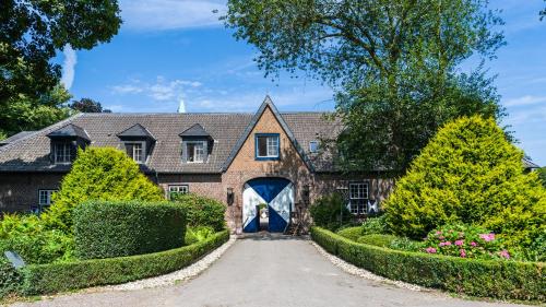 Hotel Schloss Walbeck - image 2