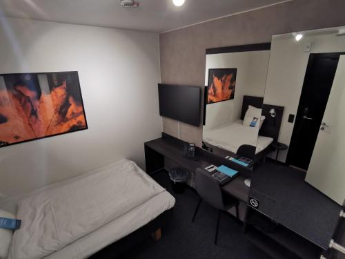 Clarion Hotel Sense - image 9