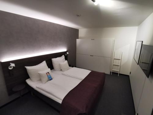 Clarion Hotel Sense - image 10