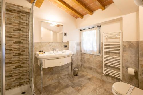 Beautiful villa with private lawn, pool and luxury SPA by VacaVilla Beautiful villa with private lawn, pool and luxury SPA by VacaVilla