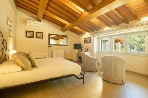 Beautiful villa with private lawn, pool and luxury SPA by VacaVilla Beautiful villa with private lawn, pool and luxury SPA by VacaVilla