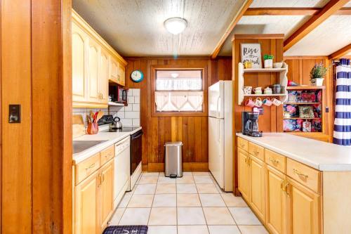 Pet-Friendly Gouldsboro Home at Big Bass Lake in Gouldsboro, USA