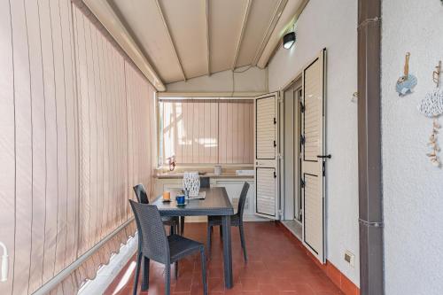 Balkon/Terrasse, Naxos Bay Flat with Terrace 50 meters from the Sea in Giardini Naxos