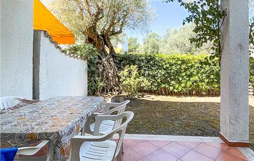  Pet Friendly Apartment in SantʼAndrea Apostolo dello Ionio