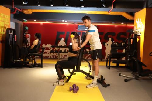 New Park Hotel - image 3