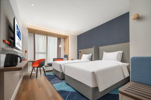 room detail thumbnail 1