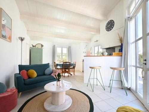 Maison Familiale Calme avec Jardin et Terrasse Plein Sud - Les Portes-en-Ré - FR-1-434-103 (Maison Familiale Calme avec Jardin et Terrasse Plein Sud - Les Portes-en-Re - FR-1-434-103) in Les Portes-en-Re
