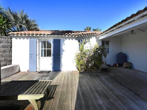 Maison Familiale Calme avec Jardin et Terrasse Plein Sud - Les Portes-en-Ré - FR-1-434-103 (Maison Familiale Calme avec Jardin et Terrasse Plein Sud - Les Portes-en-Re - FR-1-434-103) in Les Portes-en-Re
