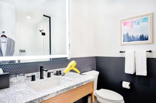 Hyatt Centric Downtown Denver - image 5