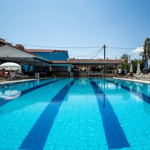 . Perkes Hotel Complex