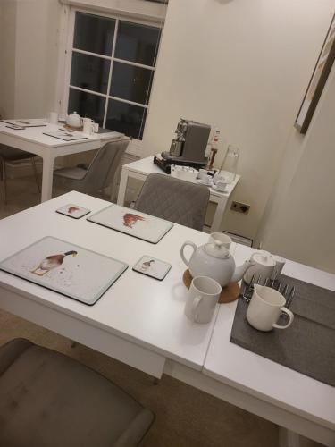 Langhouse Castle Bed and Breakfast in Інверкіп