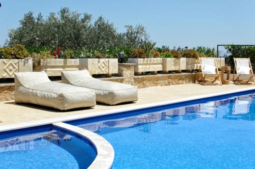 Luxury Villa Noesis with Pool and Seaview