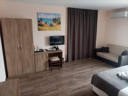 Hotel Vanilla, Varna - Free parking 3