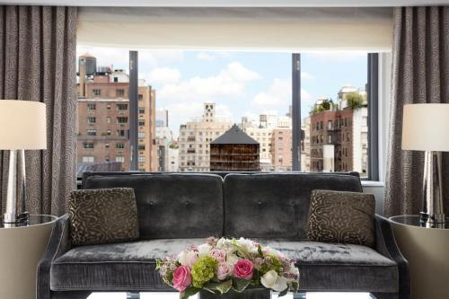 Loews Regency New York Hotel - image 8