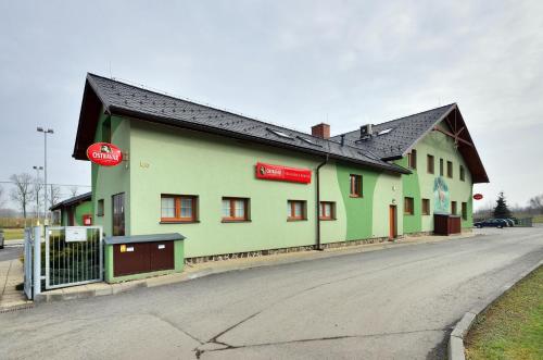 Restaurace a penzion Kamenec - Jilešovice