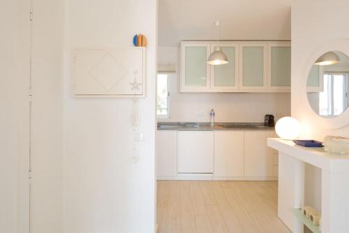 Kitchen, Beautiful apartment set in the heart of Quinta - Newly Refurbished in Almancil